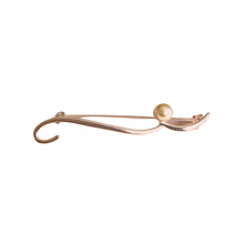 Load image into Gallery viewer, Script Pearl Long Brooch