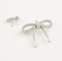 Load image into Gallery viewer, Braided Ribbon Coquette Brooch