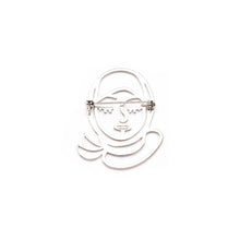 Load image into Gallery viewer, Modern Hijabi Girl Brooch