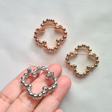 Load image into Gallery viewer, Audrey Pearl Brooch