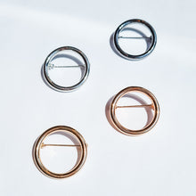 Load image into Gallery viewer, Circle Brooch