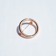Load image into Gallery viewer, Circle Brooch