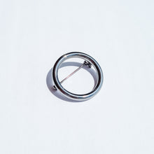 Load image into Gallery viewer, Circle Brooch