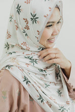 Load image into Gallery viewer, Eternal Satin Shawl