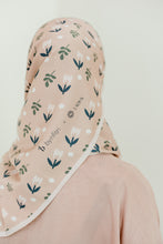 Load image into Gallery viewer, Devotion Satin Shawl