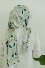 Load image into Gallery viewer, Affection Satin Shawl