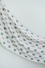 Load image into Gallery viewer, Eternal Satin Shawl