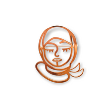 Load image into Gallery viewer, Modern Hijabi Girl Brooch
