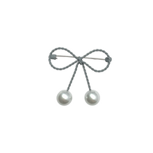 Load image into Gallery viewer, Rope Bow & Pearl Brooch