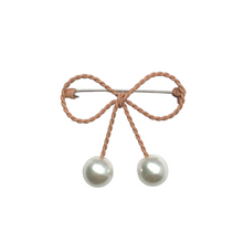 Load image into Gallery viewer, Rope Bow & Pearl Brooch