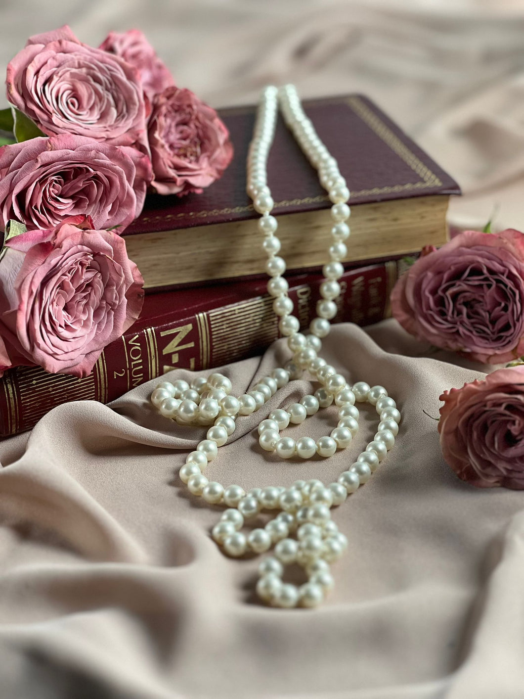 LadyN Basic Pearl Necklace