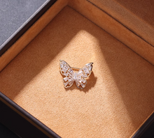 Load image into Gallery viewer, Butterfly Petite Baguette Diamond Brooch
