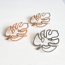 Load image into Gallery viewer, Monstera Outline Brooch
