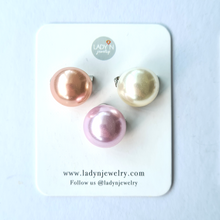 Load image into Gallery viewer, Petite Pearl Pin Set
