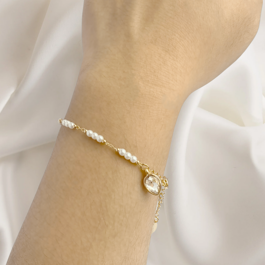 Aida Pearl Bracelet