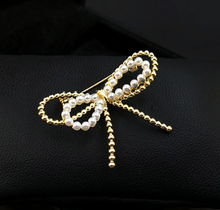 Load image into Gallery viewer, Eid Gold Ribbon &amp; Pearl Brooch
